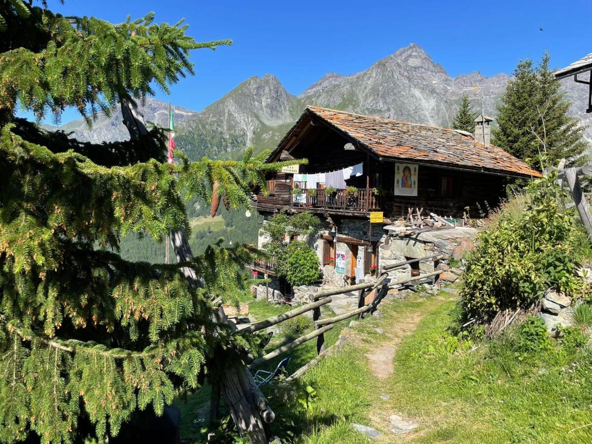 Hotel Rifugio Guide Frachey Saint Jacques Exterior foto