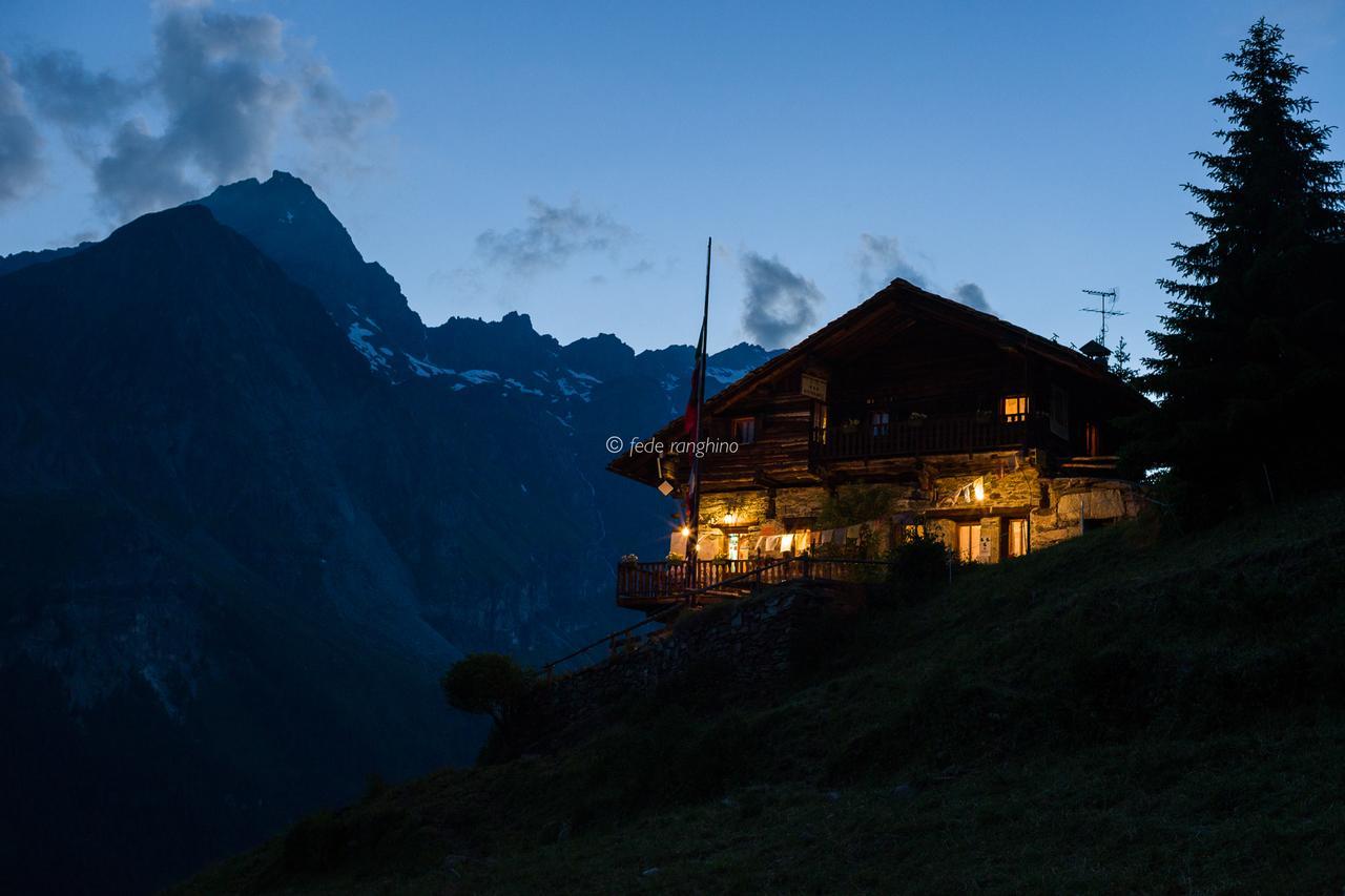 Hotel Rifugio Guide Frachey Saint Jacques Exterior foto